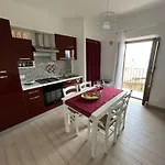 펜션 Dea Del Borgo 산탐브로조