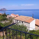 Dea Del Borgo 度假居 *