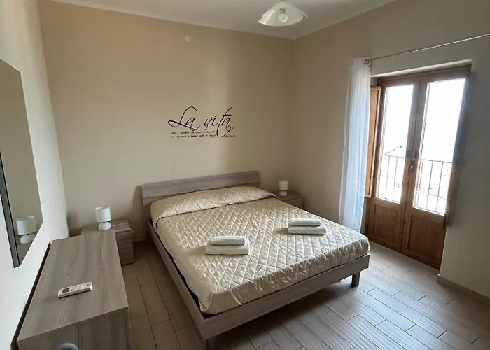 Dea Del Borgo 度假居 圣安布罗焦