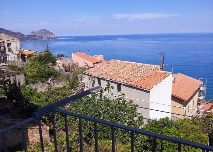 Dea Del Borgo 度假居 *