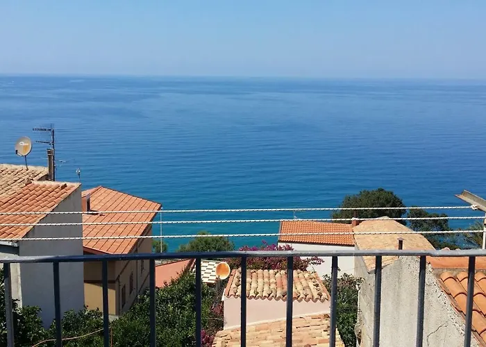 Dea Del Borgo Holiday home Sant'Ambrogio (Sicily)