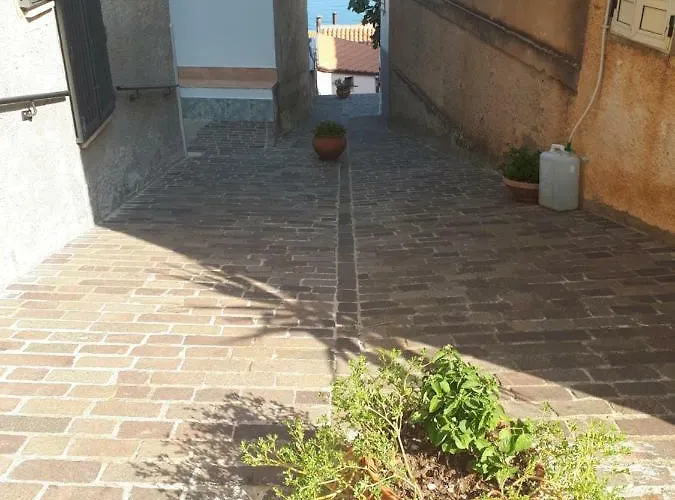 Dea Del Borgo 度假居 *